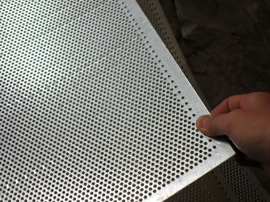 0.5 Mm SS201 SS410 Mirror Polished Stainless Steel Plate ASTM Perforated Mesh